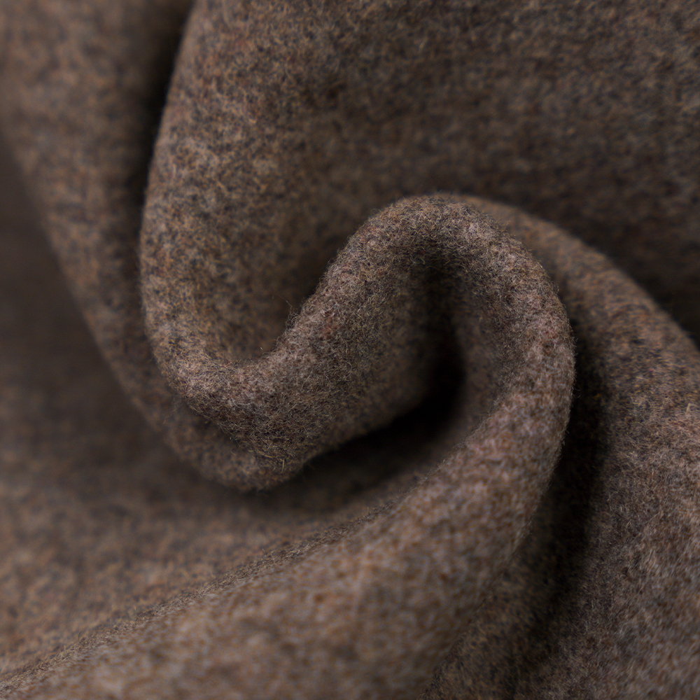 70 % шерсть, 10 % кашемир, 10 % полиэстер, 10 % другие волокна, 670 г/м, смешанный кофе, ткань Melton, ML-232270-670